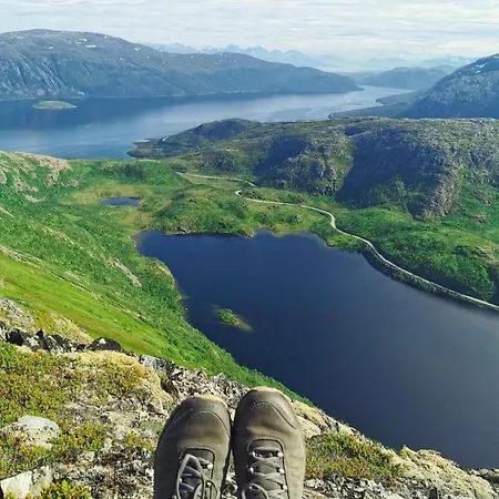 & Luxurious New With Private Patio Tromsø